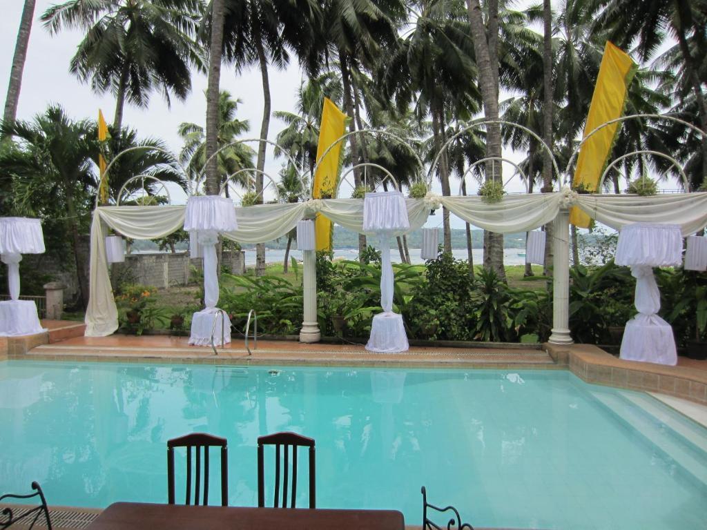 Chateau Del Mar Davao Exterior photo